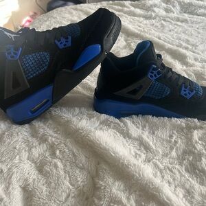 Kids Jordan retro 4s